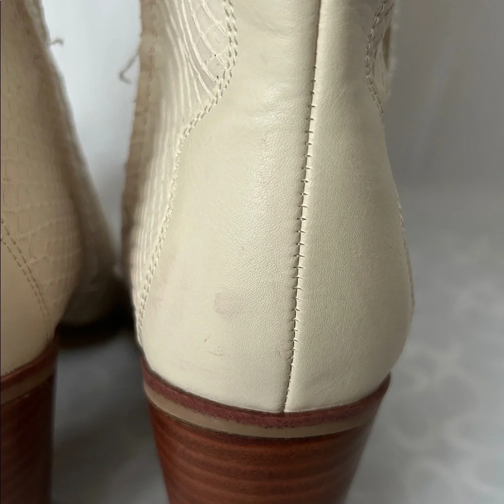 MIA Cream Leather Snake Print Raylyn Heeled Cowgirl Boots Shoes **Size 7** 🌸🌸 - Picture 8 of 8